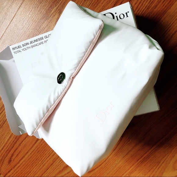 Dior Capture Totale Dreamskin Set - Picture 4 of 6